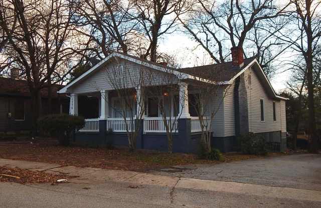 1776 W. Lyle Ave Gallery 2