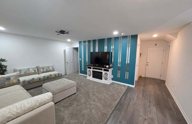 4277 Chelsea Manor Circle Gallery 3