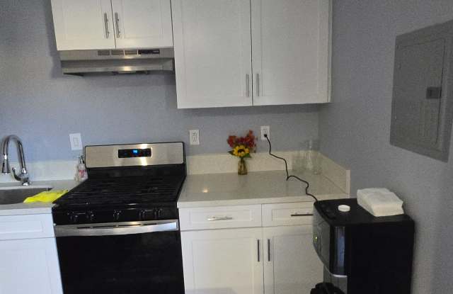 1000 South Amantha Avenue photos photos