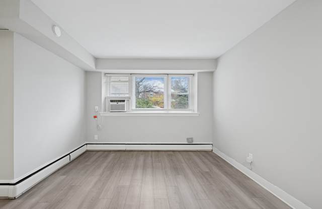 Mt. Airy Place Gallery 4