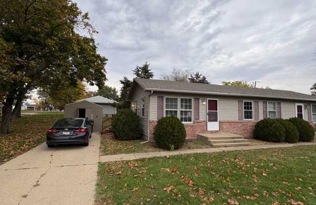 Newly renovated 2 bed / 1 bath in Dunlap — $1,150. Washer and dryer included. Gallery 1
