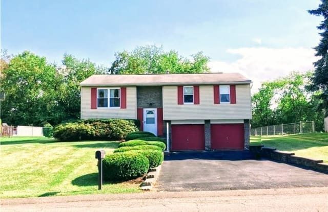 102 Brookston drive - 102 Brookston Drive, Fernway, PA 16066