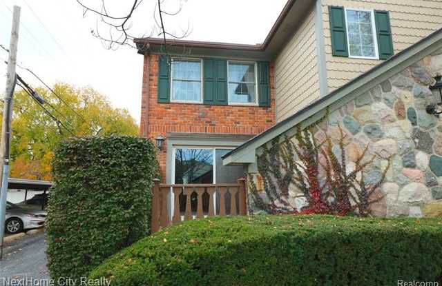 3812 ROCHESTER Road Gallery 3