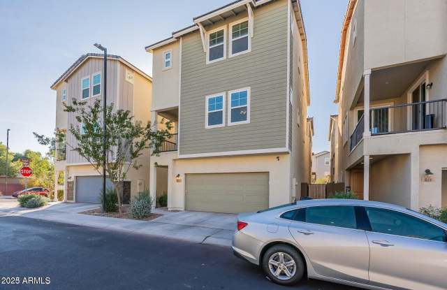 613 W WINCHESTER Drive - 613 West Winchester Drive, Chandler, AZ 85225