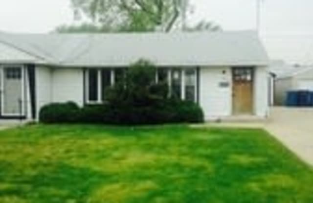 4134 West 90th Street - 4134 West 90th Street, Hometown, IL 60456