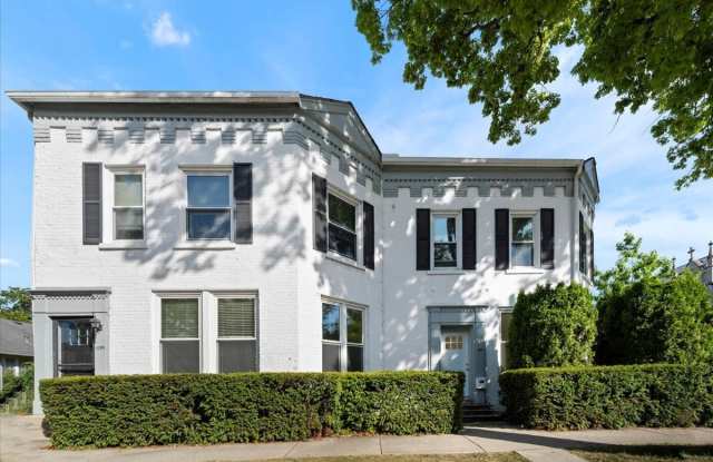 1097 Tower Road unit: A photos photos