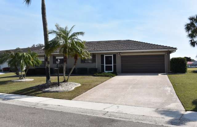 102 Wintersong Lane photos photos