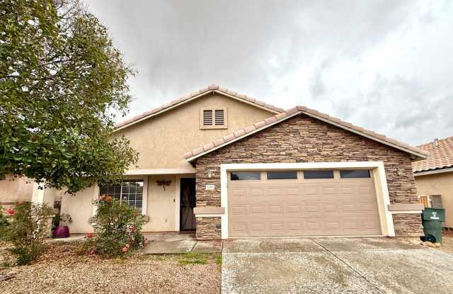 Beautiful 3-Bedroom Home with Solar!—Near Hualapai Mountain Rd photos photos