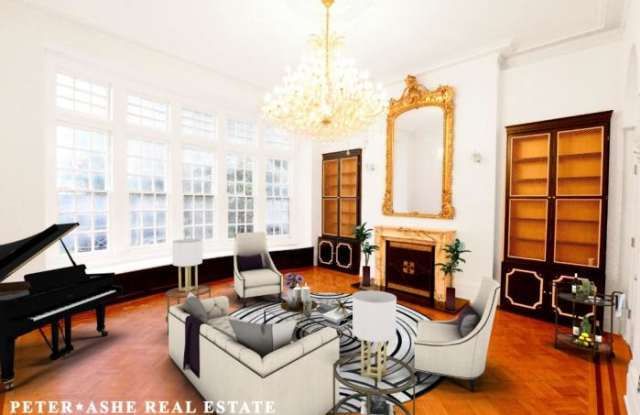 112 East 61st Street Gallery 3