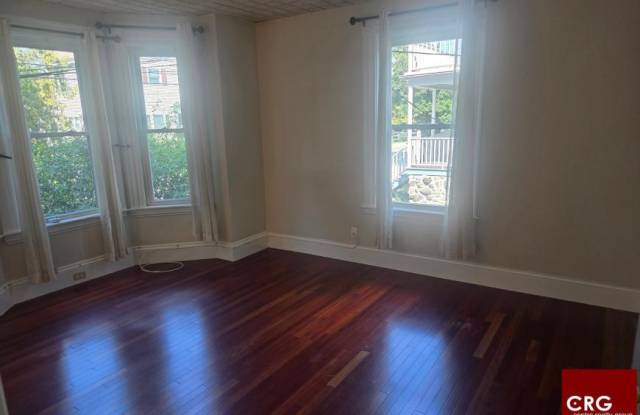 103 Alder St. Gallery 4