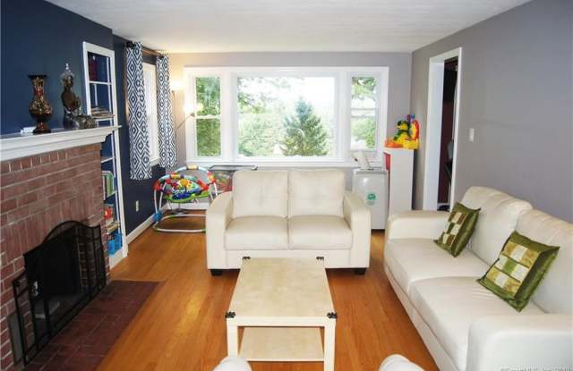 27 Brightwood Ln Gallery 2