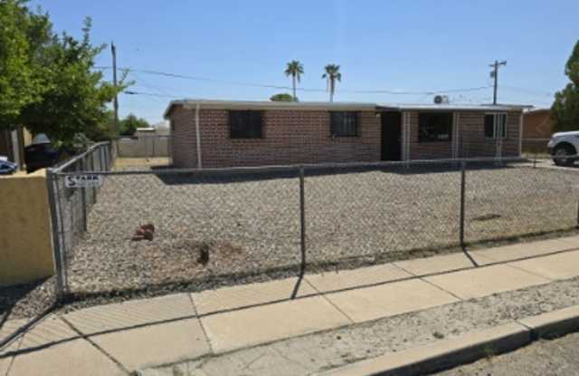 Central 4bedroom/3 bath Home photos photos