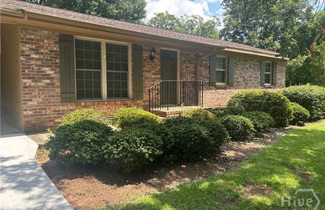 1020 Tuxedo Lane Gallery 4