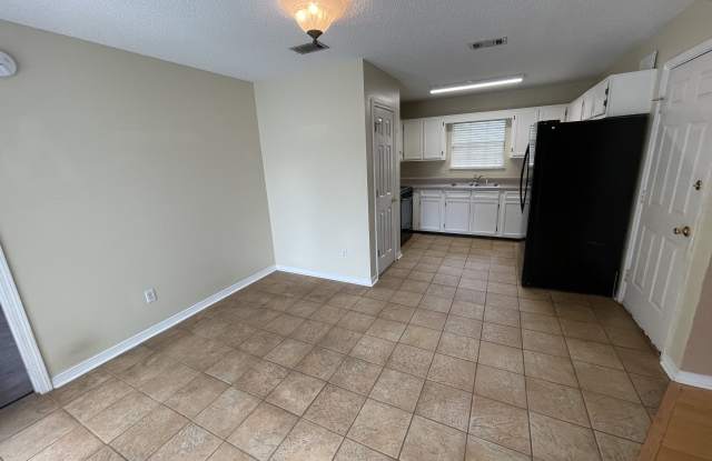 4255 Antioch Road Gallery 3