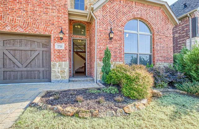 2720 Deansbrook Drive Gallery 2