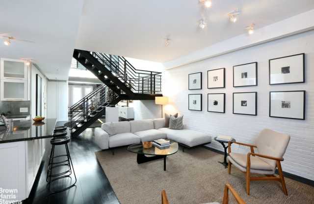 81 White Street Gallery 3