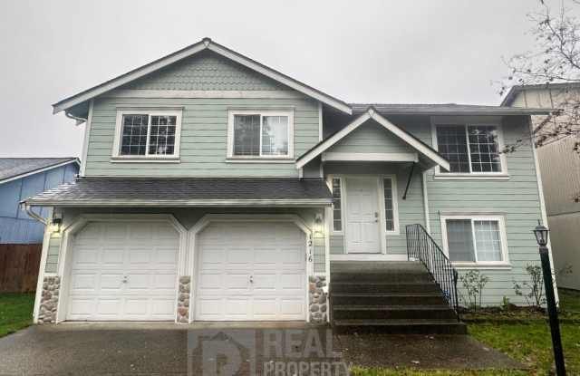 Large 4 bedroom home with LARGE office space in Spanaway! - 1216 179th Street Court East, Spanaway, WA 98387 Large 4 bedroom home with LARGE office space in Spanaway! - 1216 179th Street Court East, Spanaway, WA 98387