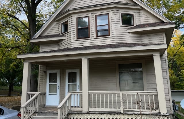 716 West Michigan Avenue - 1 photos photos