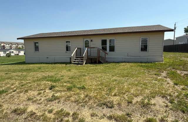 Single-family home available! photos photos