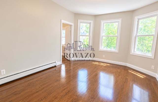 203 North 15th Street Gallery 3