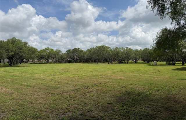 5758 Grand Lake Circle Gallery 4