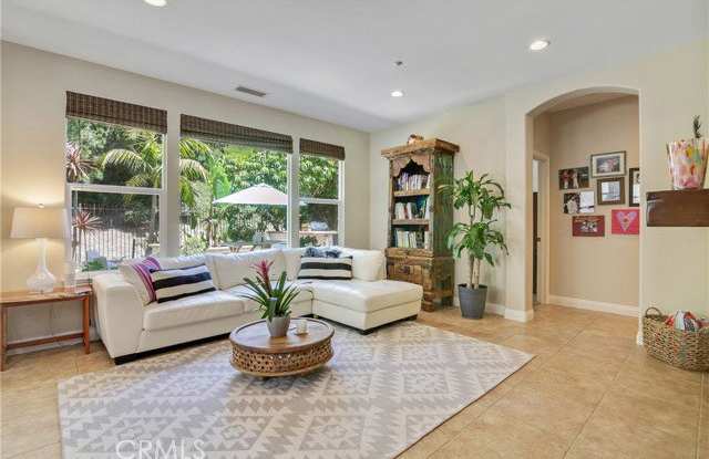 1609 Vista Luna Gallery 3