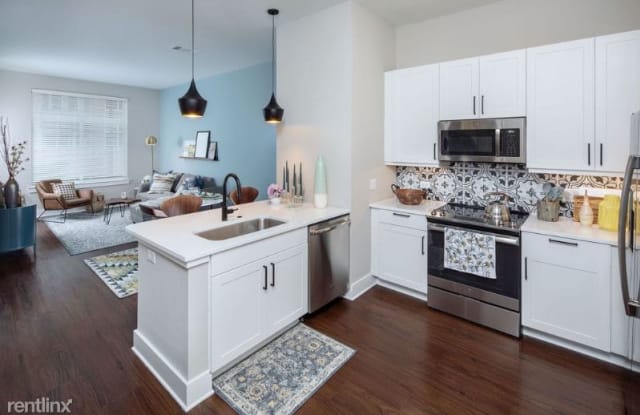 940 3rd Ave N - 940 3rd Avenue North, Nashville, TN 37201