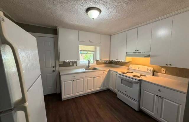 8220 N Mulberry St. Tampa, FL 33604 photos photos