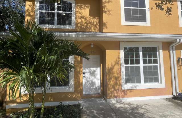 123 Kenwood Ave photos photos