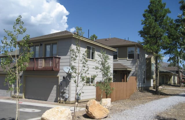 1448 Mackenzie DrGarage - 1448 East Mackenzie Drive, Flagstaff, AZ 86001