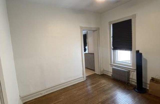 30 S Franklin Gallery 3