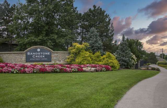 Sandstone Creek Apartments Gallery 1
