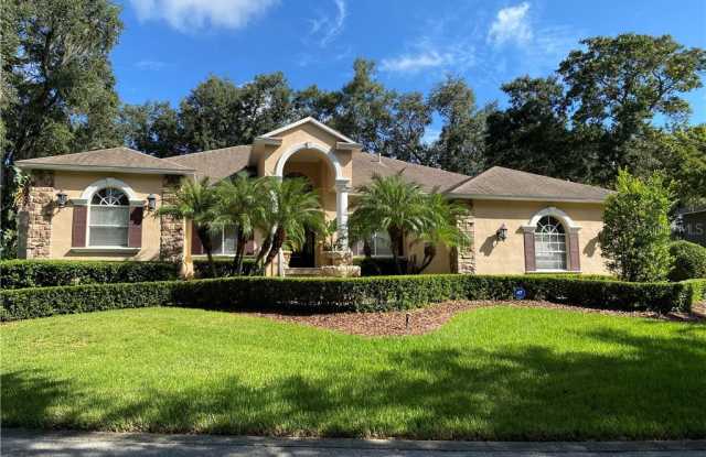 2304 FAIRWAY ESTATES COURT Gallery 2