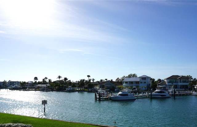 340 PINELLAS BAYWAY S photos photos