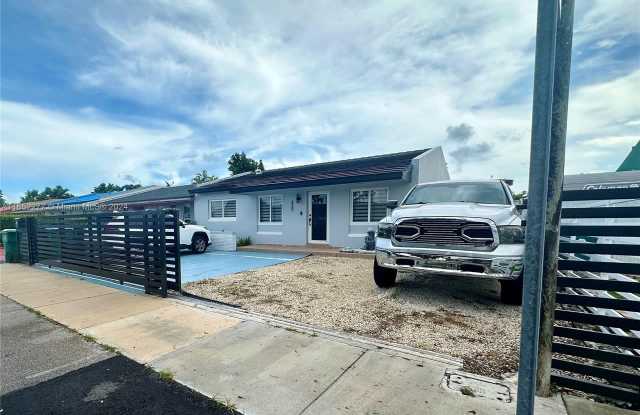 12958 SW 50th Ln - 12958 Southwest 50th Lane, Kendale Lakes, FL 33175