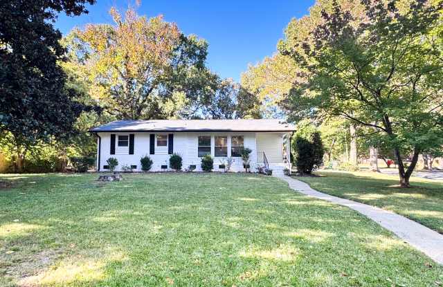 5415 Larchmont Avenue photos photos