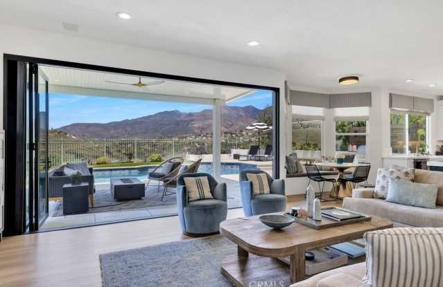 23 Hillrise photos photos
