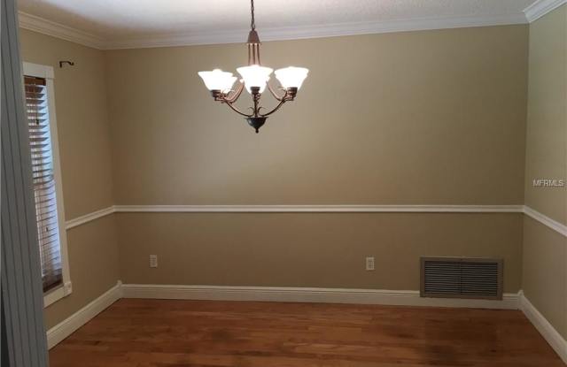 1262 ANGELINE AVENUE Gallery 4