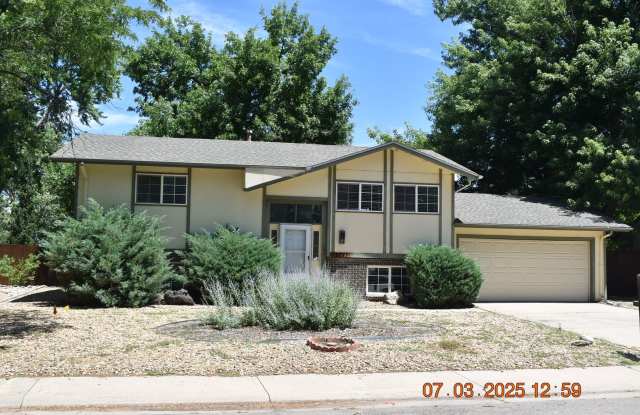 4 bedroom / 2 bathroom / 1976 SF! photos photos