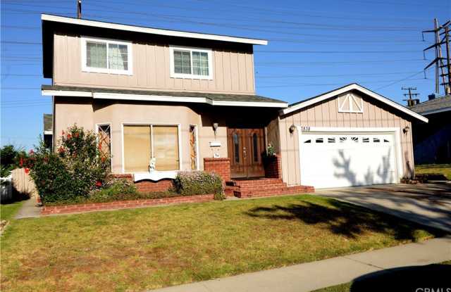 7838 Bellflower Drive Gallery 3