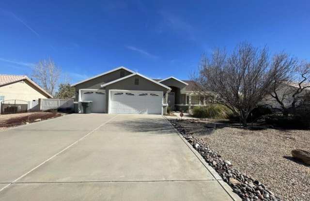 2644 Triangle St photos photos