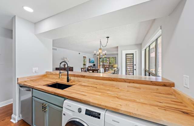 130 Brackenwood Road Gallery 3