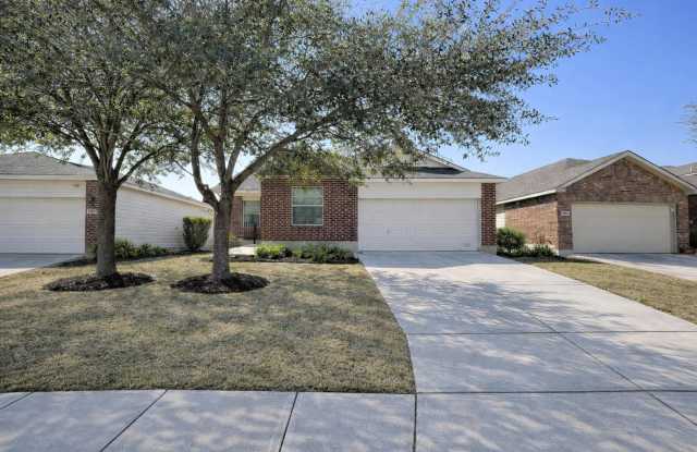 Cozy Single Story Home in Highland Farms photos photos Cozy Single Story Home in Highland Farms photos photos