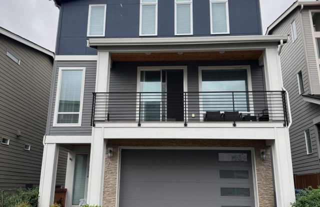 Warm, Welcoming 5BR Home Near Alderwood Mall photos photos