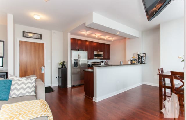 1201 South Prairie Avenue - 1201 South Prairie Avenue, Chicago, IL 60605