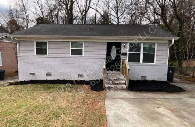 1624 Eastway Drive photos photos