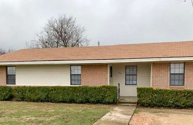 Decatur Home 3 Bedroom 2 Bath photos photos
