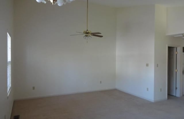 7 Davis Ct. Gallery 2