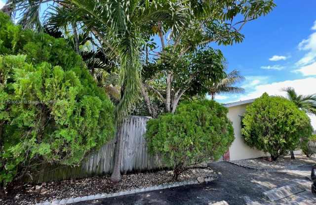 4841 SW 45th Ave photos photos