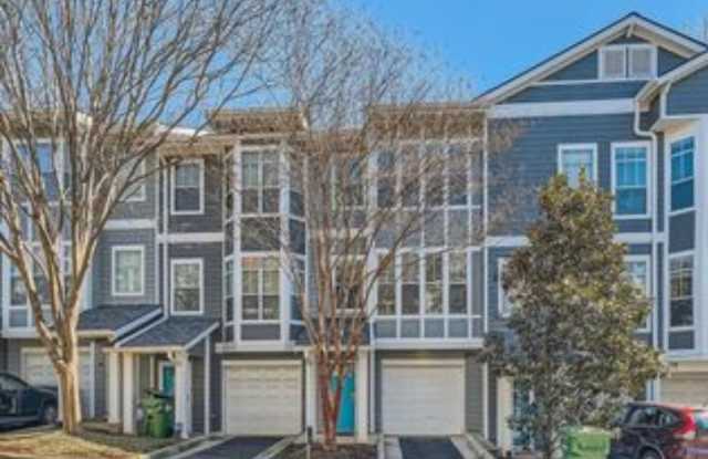 1055 Park Row North photos photos